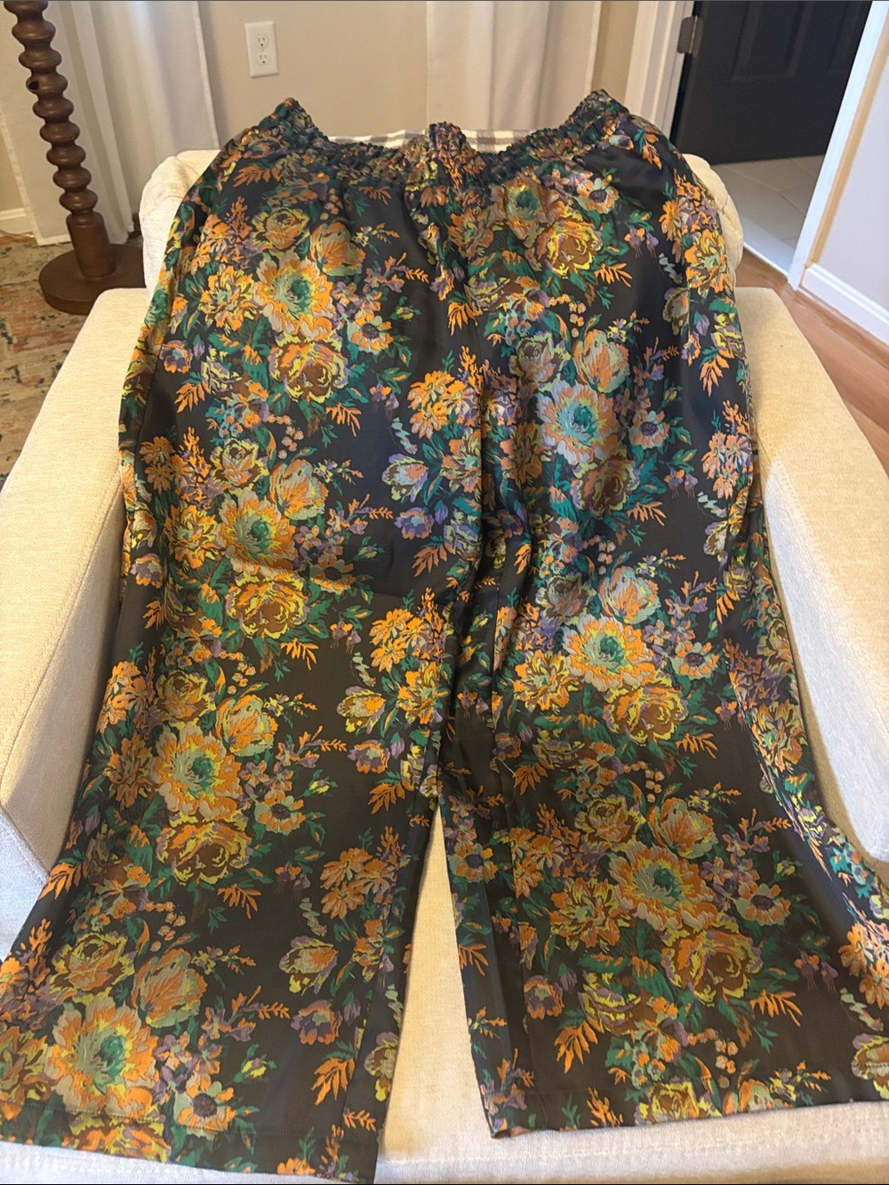 Anthropologie Somerset Black Floral Cropped Wide-Leg Pants